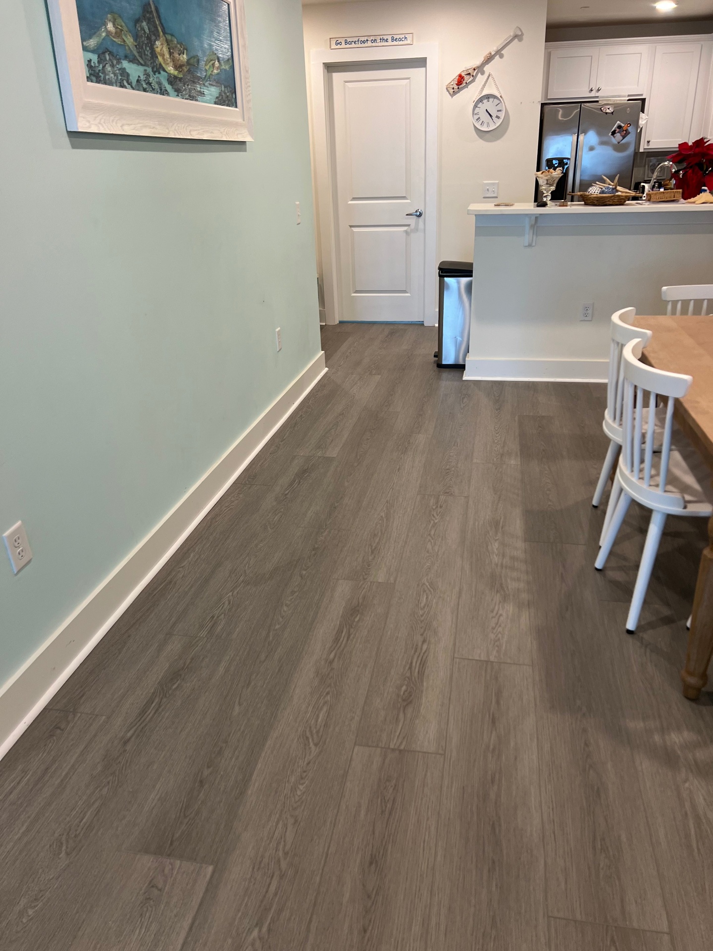 Coastal kitchen vinyl flooring with waterproof luxury vinyl plank flooring in Brent