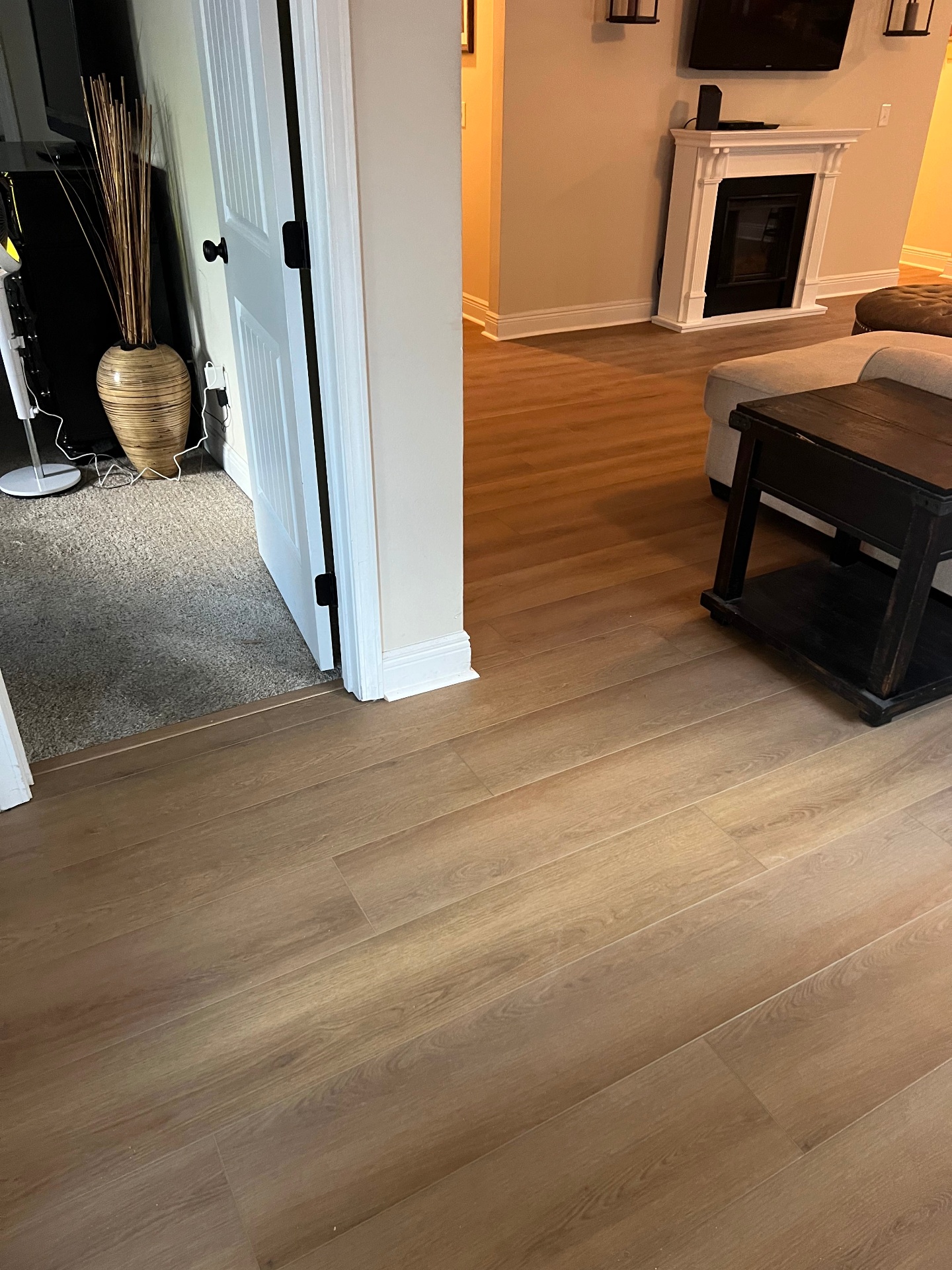 Seamless Flooring Installation flooring transition between rooms in Pensacola